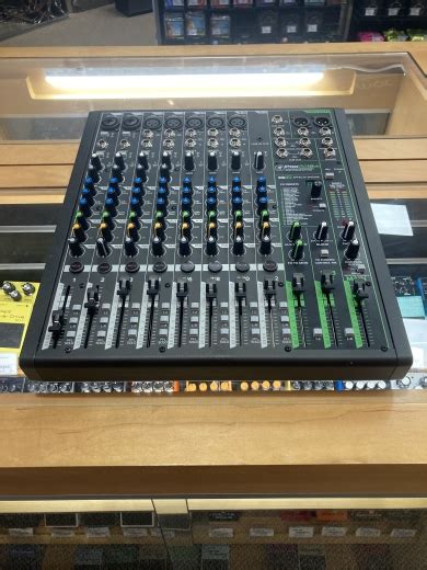 Gear Hunter | Mackie - PROFX12 V3