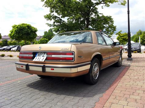 Old Parked Cars Warsaw 1988 Buick Regal Limited Coupe