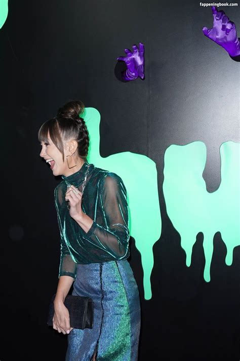 Kimiko Glenn Kimikoglenn Nude OnlyFans Leaks Fappening Page FappeningBook