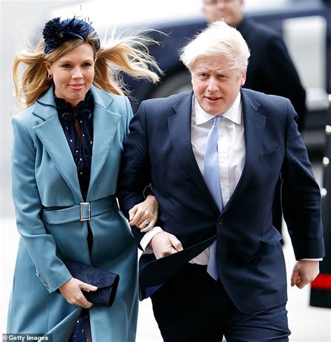 Boris Johnsons Pregnant Fiancée Carrie Symonds Turns 32 Today Daily