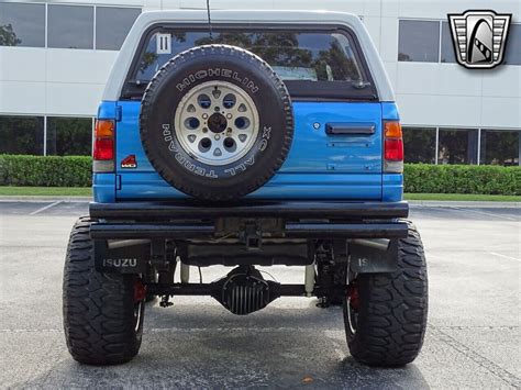 Speedway Blue 1989 Isuzu Amigo 4x4 350 V8 4 Speed Automatic Available ...