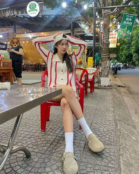 Hot girl Thái Lan diện đồ xinh xắn đi du lịch Việt Nam khiến netizen thích thú