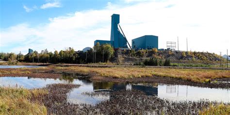 Canadian Miners Escape by Climbing 4,000 Feet - WSJ