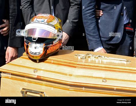 Le casque de jules bianchi Banque de photographies et dimages à haute