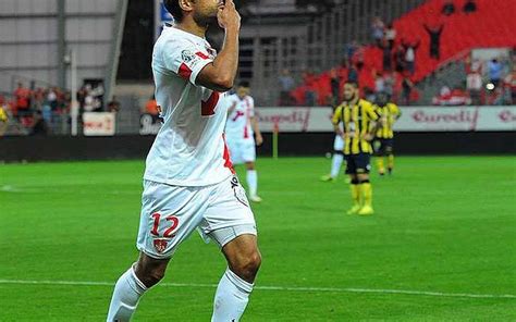 Stade Brestois Arles Avignon 1 0 Brest sur le podium Actualité