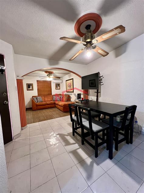 Casa en Rentada en Hermosillo Villas de Cortes 2 recámaras 1 0