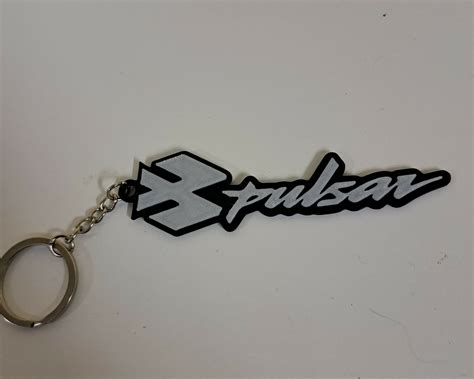 3MF file Bajaj Pulsar Logo Key Ring 🔑・3D printing idea to download・Cults