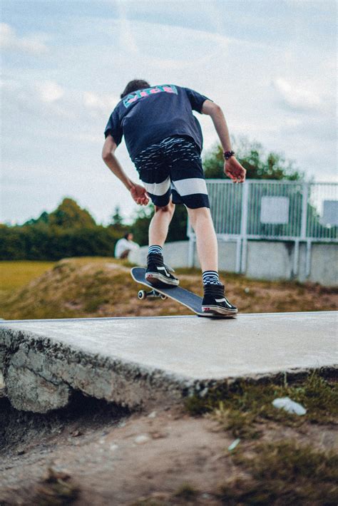 Discover the most popular snacks on the Tjins menu 34