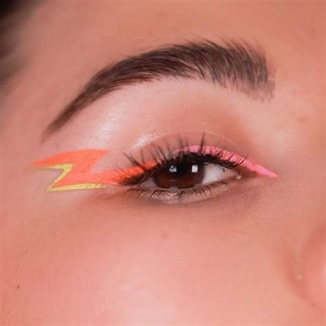 Lightning Bolt Eyeliner New Beauty Trends Neon Liner Neon Makeup