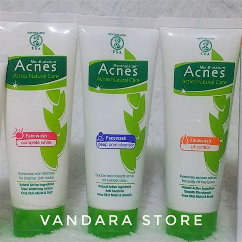 Acnes Natural Care Facewash 100ml Complete White Oil Control Deep