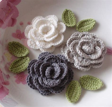 3 Crochet Roses With Leaves YH 138-11 - Etsy