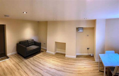 Mauldeth Road West Withington Bed Flat To Rent Pcm Pw