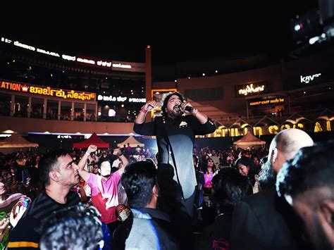 arjun janyas phenomenal concert wows fans