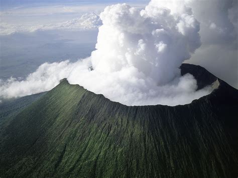 Enlarge African Volcano Mount Nyiragongo Volcano