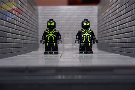 Ming Ge: A Comparison Of Knockoff Lego Marvel Minifigures With Official ...