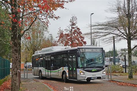 Iveco Urbanway Gnv Hybrid N Ligne Arr T Orva Flickr