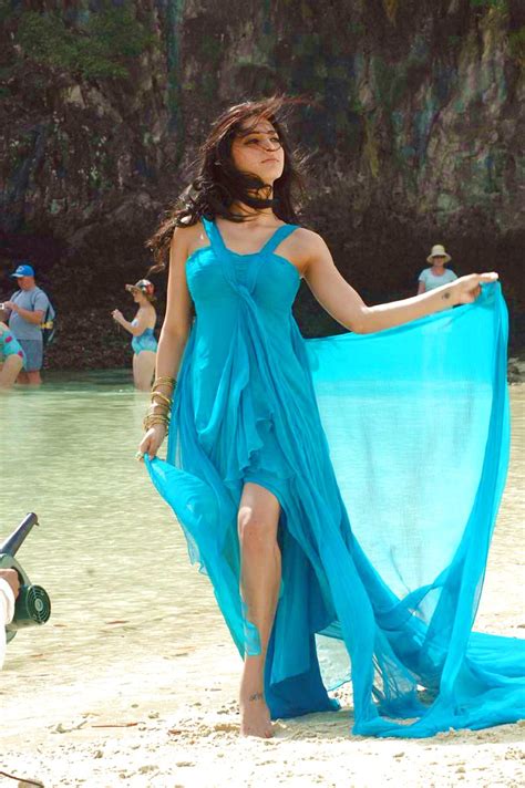 LATEST MOVIE MASALA SHRUTHI HASSAN HOT STILLS FROM 7TH SENSE SHRUTHI HASSAN SPICY PHOTOS