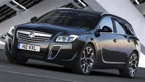 Vauxhall Insignia VXR estate | evo