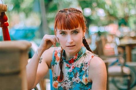 Begoña Basauri se luce en bikini desde México