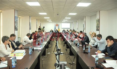 Dou Hot R Ri Ale Consiliului Local Vaslui Ntoarse De Institu Ia Prefectului Una Va Fi