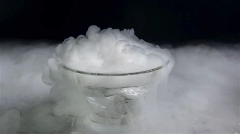 Cómo hacer hielo seco en casa