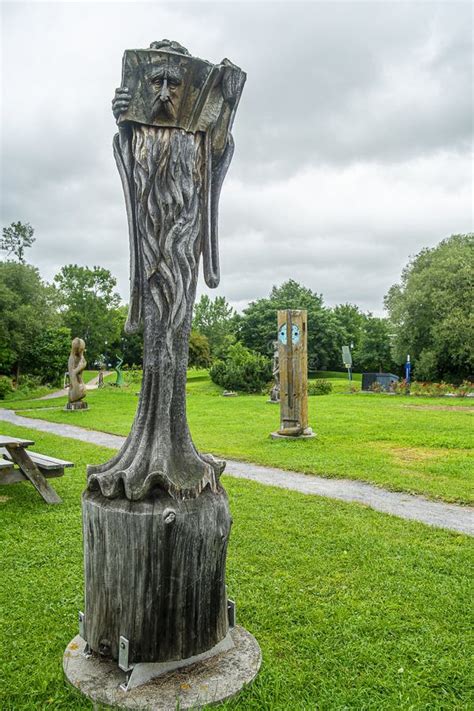 Unknown Wood Sculpture with a Face Trois Bérets Park Parc Des Trois