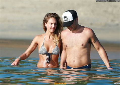 Jessica Alba The Beach Bikini Beach Babe Celebrity Sex Posing Hot