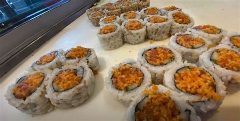 Spicy Salmon Roll Recipe - Recipes.net