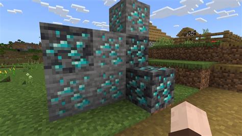 5 Best Pickaxe Enchantments in Minecraft, Ranked | HGG