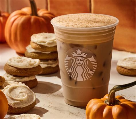 Starbucks Is Giving Away Free Fall Drinks Every Thursday Heres How To