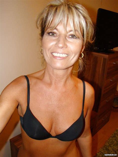 Alexandra Sexy Milf Photo X Vid