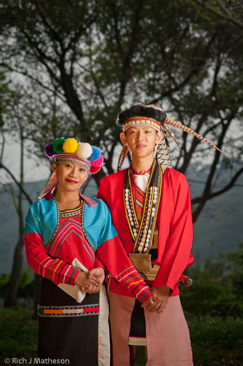 Traditional Clothing from the world : Tsou people, Taiwan, by Rich J ...