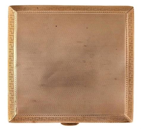 A Ct Gold Cigarette Case Par Asprey Co Sur Artnet