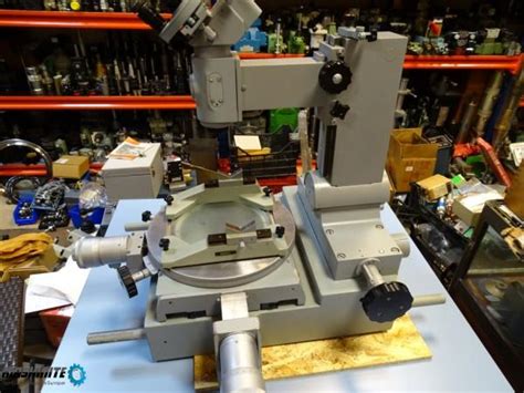 Машините - Инструментален микроскоп БМИ-1Ц с комплект приспособления