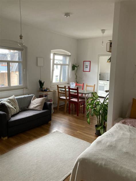 Sonnige Einzimmerwohnung Mit Balkon An Der Pauluskirche 1 Zimmer