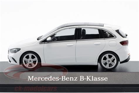 Herpa 1 43 Mercedes Benz B Klasse W247 Baujahr 2018 polarweiß