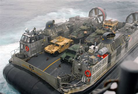 LCAC (Landing Craft Air Cushion)