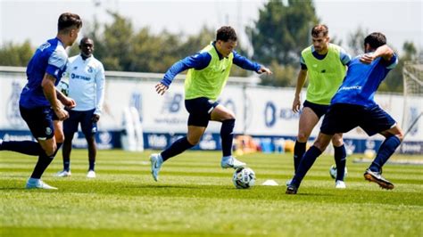 FC Porto Treino matinal em modo clássico