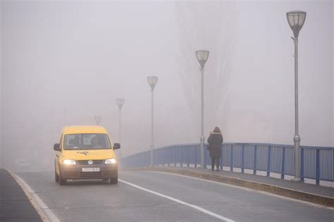 PROBLEMI U PROMETU HAK UPOZORAVA Kolnici Su Mokri I Skliski Magla