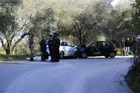 Tragico Incidente Nel Vibonese Bilancio Drammatico Un Morto Ed Un