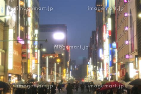 銀座4丁目交差点 銀座 銀座4丁目の写真素材 108140353 イメージマート