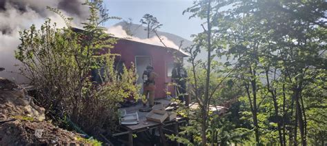 Incendió Destruyó Una Vivienda Y Un Joven Está En Terapia Intensiva Diario El Sureño