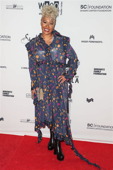 Emeli Sande Wearable Art Gala In California African American Museum