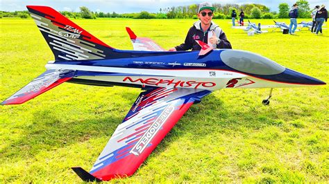 Awesome Xxl Rc Turbine Jet Carf Mephisto 3d Aerobatics Demonstration