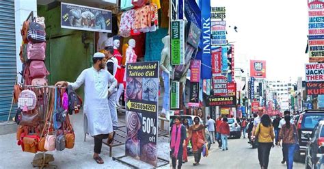 Commercial Street In Bangalore For Street Shopping | So Bangalore