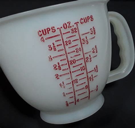 Vtg Tupperware Mix N Store 4 Cup 1 Liter 32oz Measuring Pitcher Red