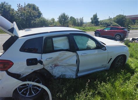 Pińczów Zderzenie bmw i hyundaia w Kijach zdjęcia Swietokrzyskie112 pl