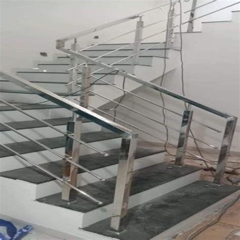 Silver Bar Stainless Steel Railings Mounting Type Floor At Rs