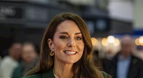 Kate Middleton Rompe Il Silenzio E Si Scusa Per La Foto Manipolata