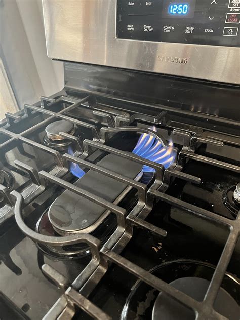 Why does my gas stove burner do this? : r/homeowners